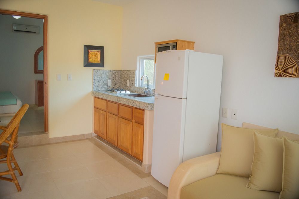 Bungalows Arena Dorada (Adults Only) Zihuatanejo Exteriér fotografie
